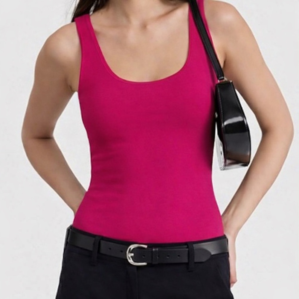Express Women’s Size Large Pink Body Contour Bodysuit Sleeveless NWT